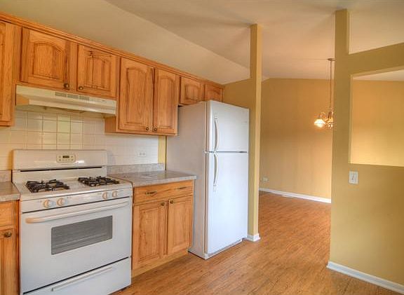 4th image of 7342 W Woodlawn Dr