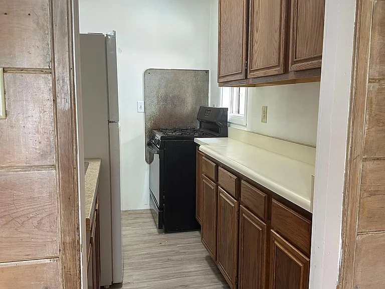 3003 P St — Photo 16