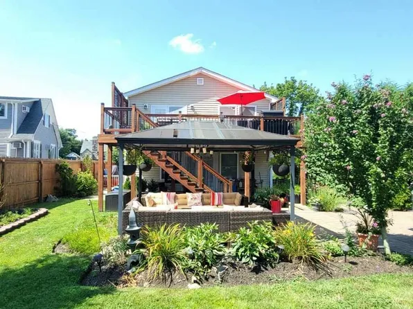 2892 Wilson Avenue, Bellmore, NY 11710