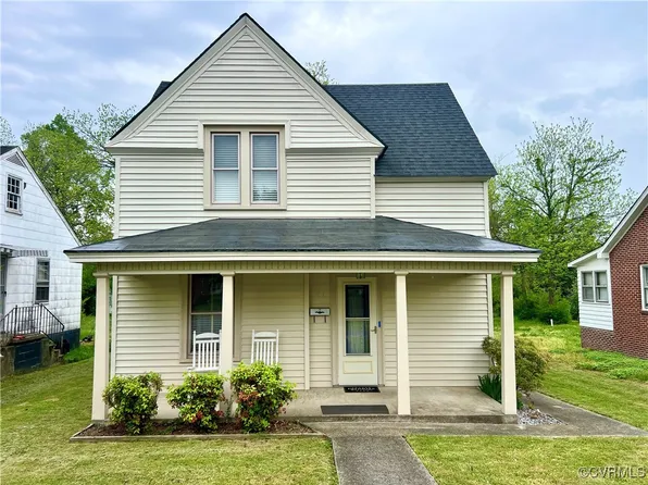 107 W Maryland Ave, Crewe, VA 23930