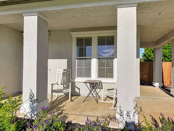 3rd image of 2214 Bidwell Bar Dr