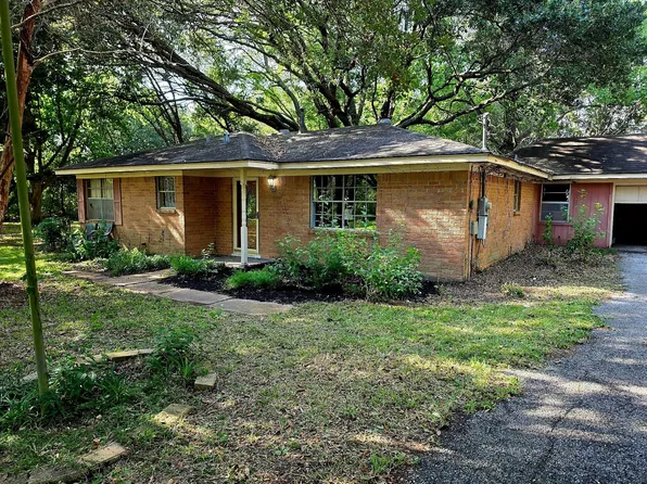 13502 30th St, Santa Fe, TX 77510
