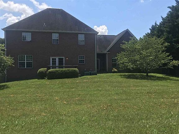 2nd image of 1150 Warwick Ct