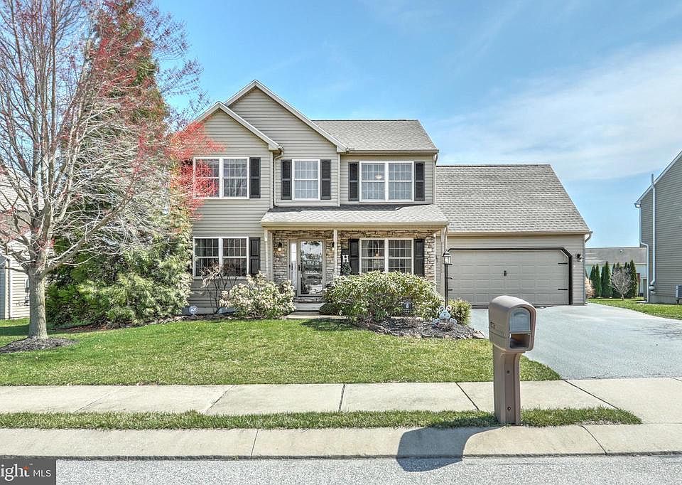 1st image of 1907 Ashcombe Dr