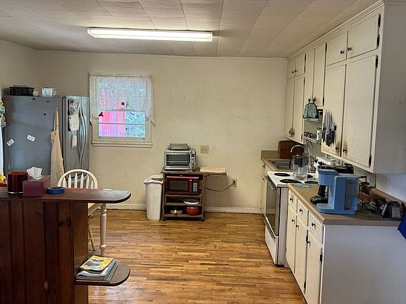 5th image of 2497 Brick Mill Rd
