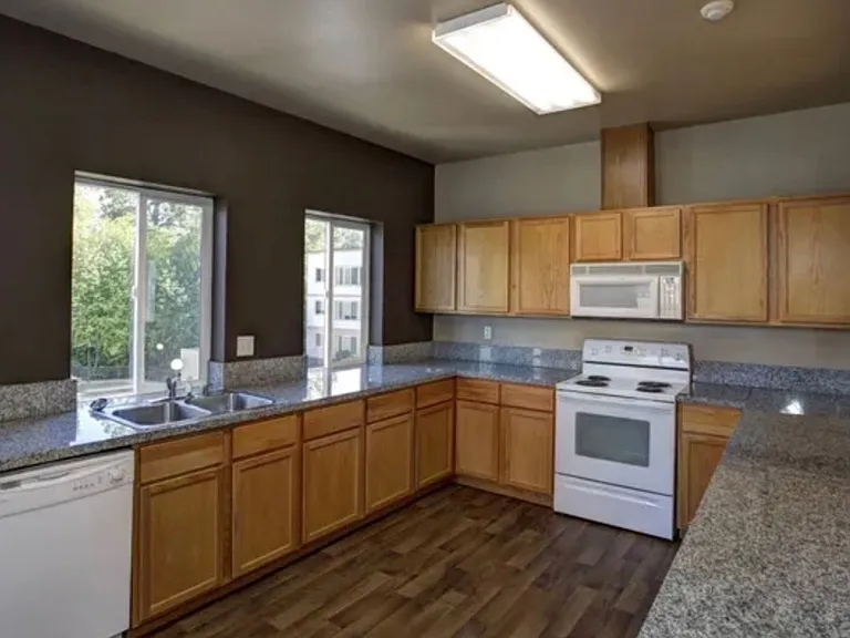 Belleau Woods Apartment Homes — Photo 23