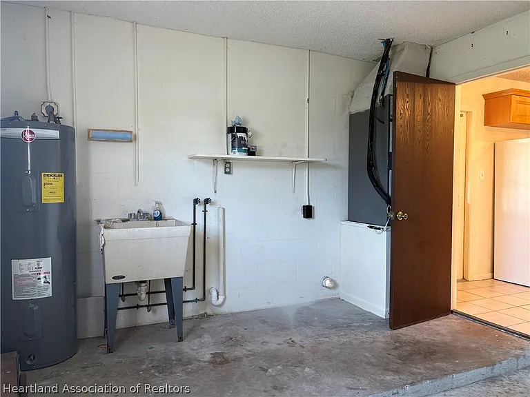 119 Washington Blvd — Photo 13