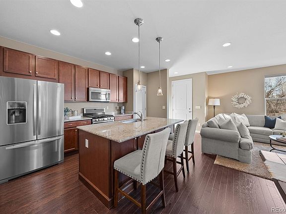 3rd image of 10294 Tall Oaks Circle