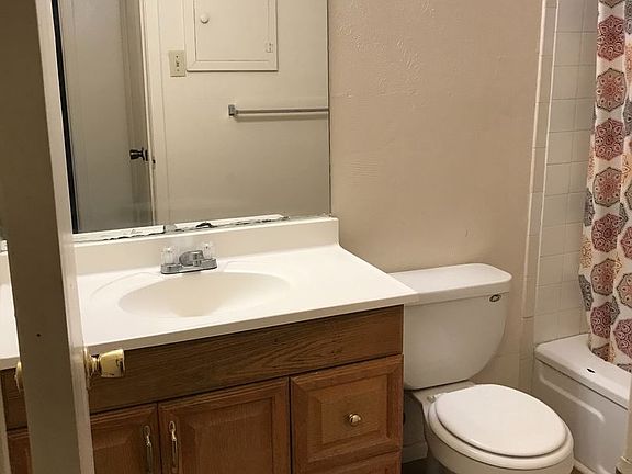 4th image of 2021 N Jefferson St #37