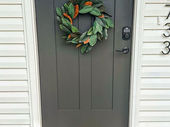 2nd image of 1733 Main Rd