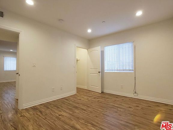 5th image of 1144 S Mariposa Ave #1144