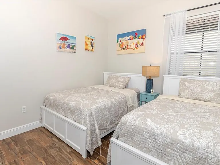 5104 Salerno St — Photo 26