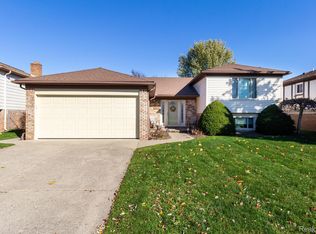 47612 Goldridge Ln, Macomb, MI 48044