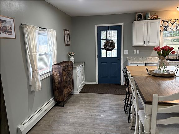 5th image of 242 Kilroy Rd