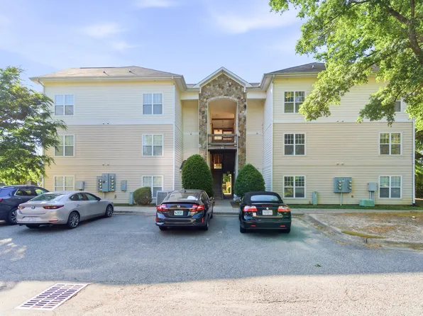 101 Campus Walk Trl #300, Elon, NC 27244