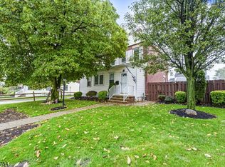 299 Main St, Woodbridge, NJ 07095