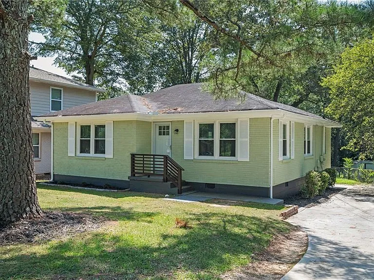 2823 McAfee Rd — Photo 1