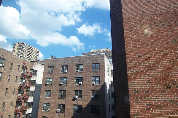 Rented by Susan Finkel, LREB | media 44