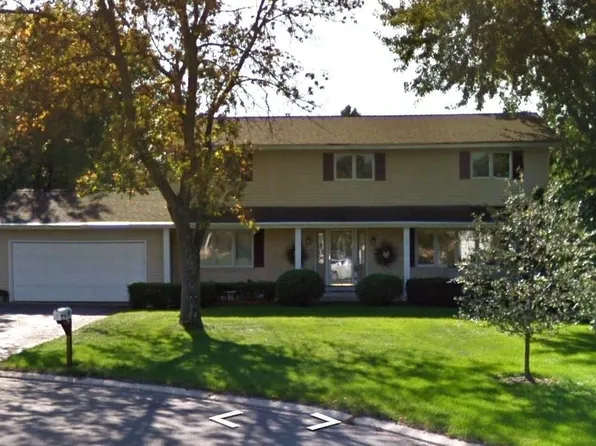 3011 W 96th Street Cir, Bloomington, MN 55431