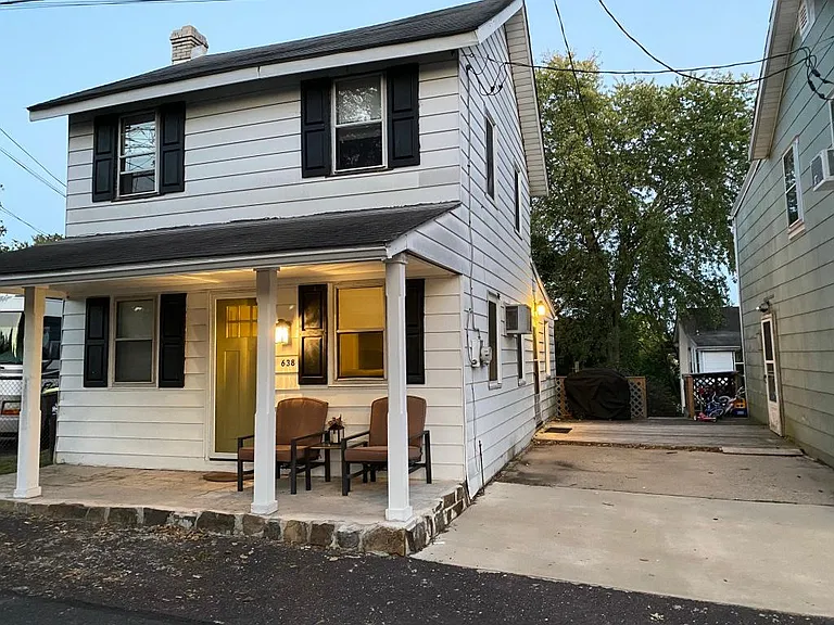 638 Church Rd — Photo 37