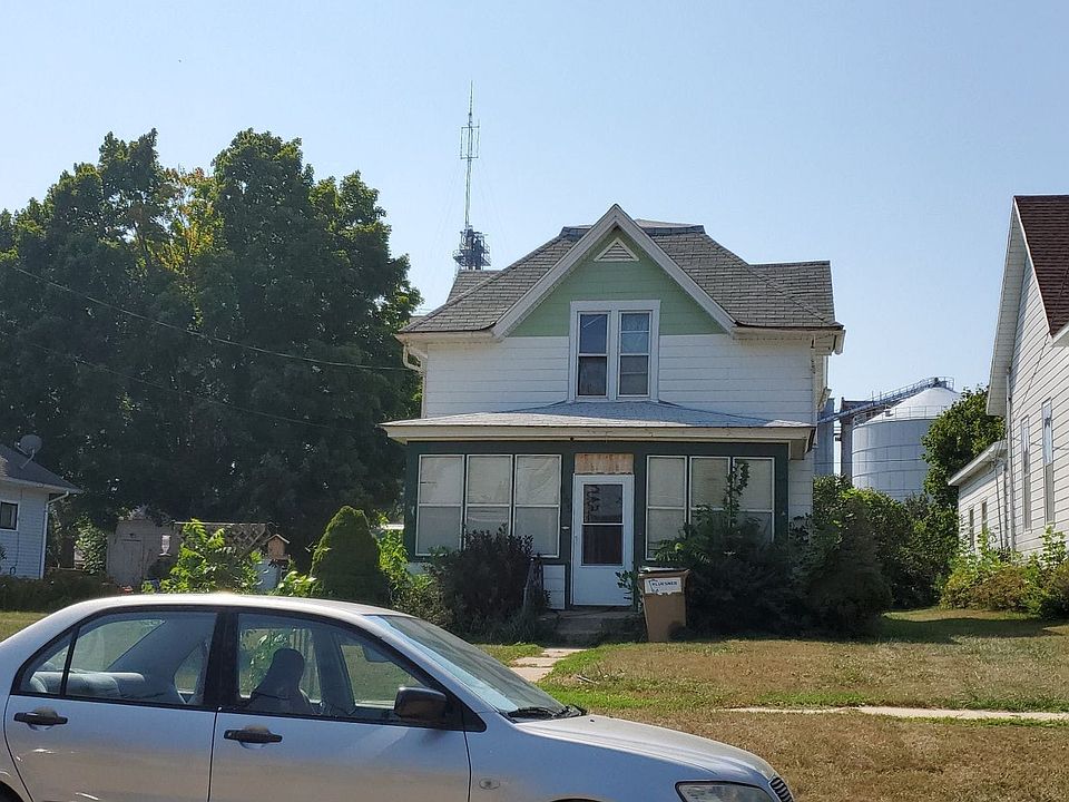 165 3rd St N, Maynard, IA 50655 Zillow