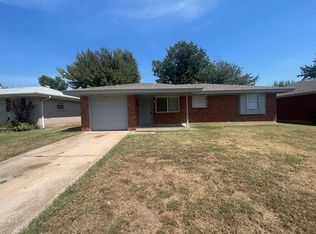 708 Butler St, Moore, OK 73160