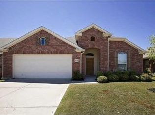 8700 King Ranch Dr, Aubrey, TX 76227
