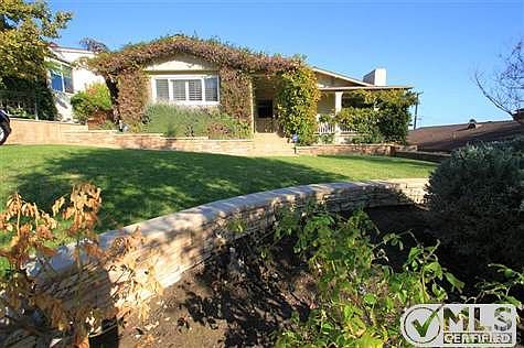 1st image of 324 Carol Dr
