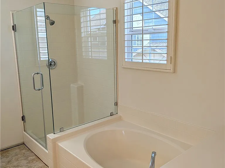 27 Picket Ln — Photo 11