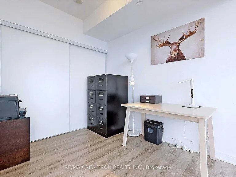 42 Charles St E #3902 — Photo 10