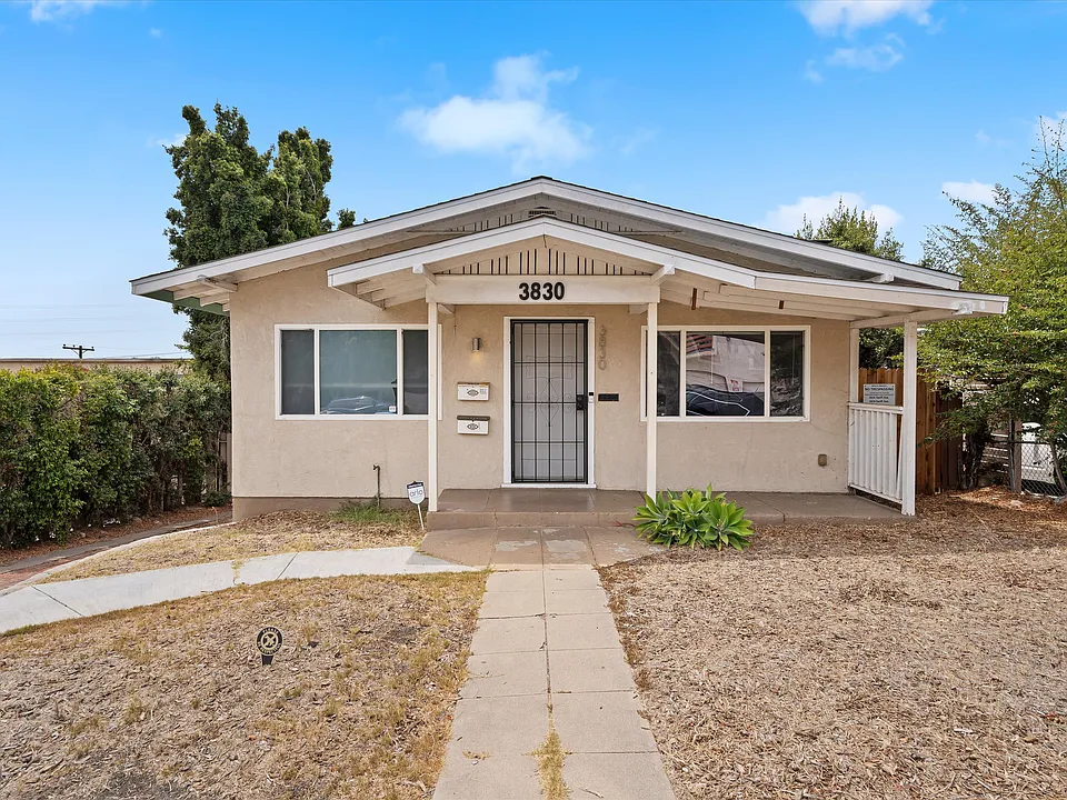 3830 Swift Ave