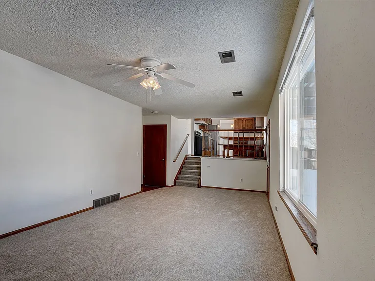 2541 W 105th Pl — Photo 16
