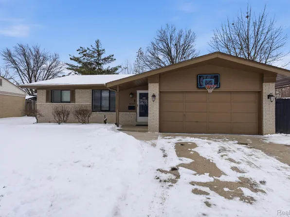 25737 Rusty St, Taylor, MI 48180