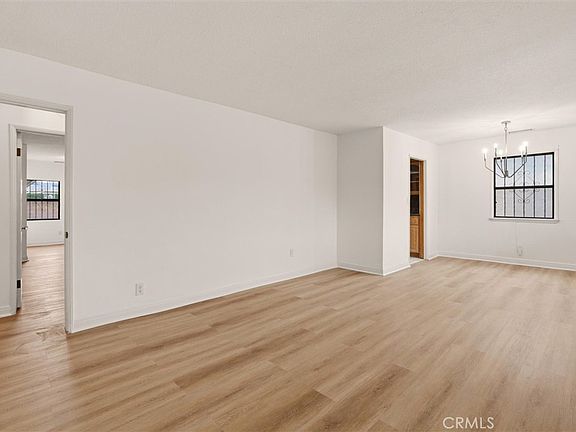 4th image of 1658 W 110th Pl