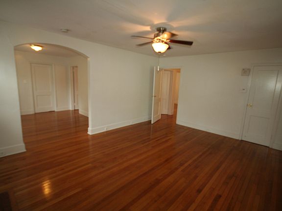 3rd image of 1701 Englewood Ave
