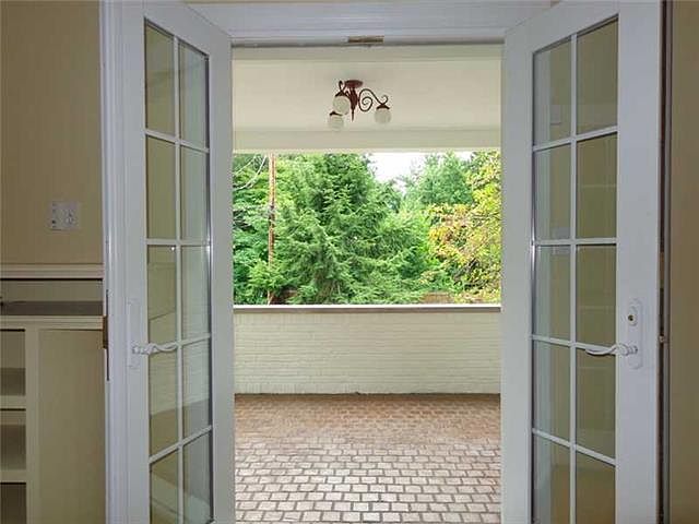 2nd image of 7423 Richland Manor Dr