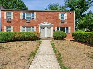 72 Fox Rd APT 8, Edison, NJ 08817