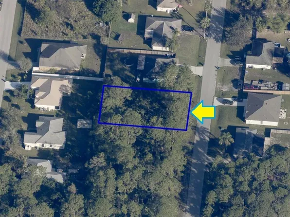 558 Wildwood Ave SW, Palm Bay, FL 32908