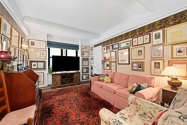 Sold by Compass | media 7