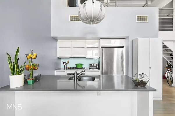 Sold by MNS | media 14