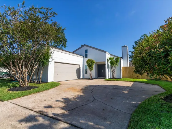 11042 Petworth Dr, Houston, TX 77072
