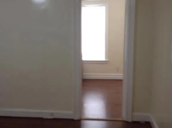 33 Lott Ave, Brooklyn, NY 11212