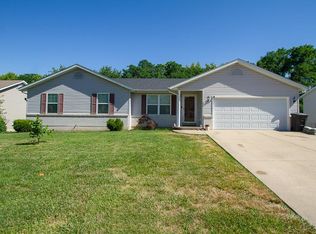 2507 Oak Forest Dr, Troy, MO 63379