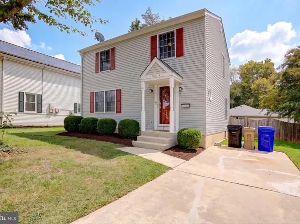 201 11th St, Laurel, MD 20707