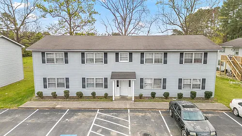 105 Northwood Dr Photo 1