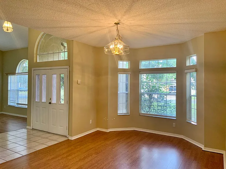 3878 Kingston Oaks Cv — Photo 3