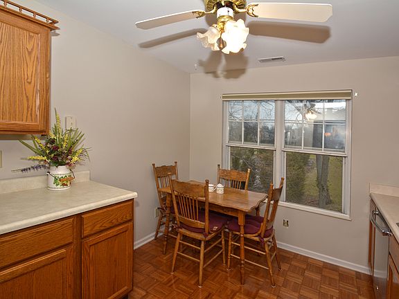 Eat In Kitchen