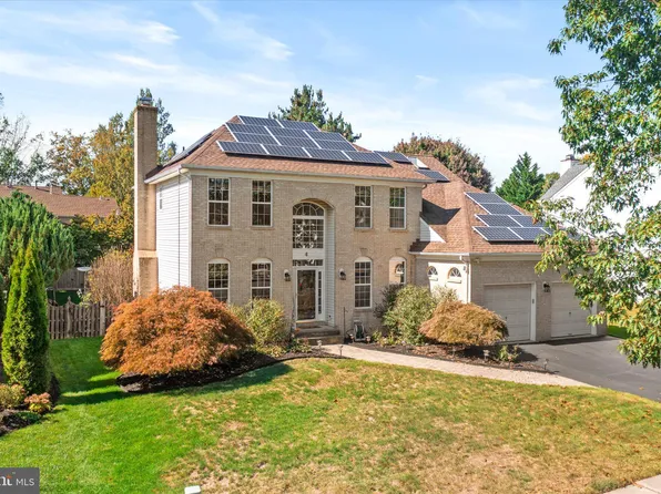 4 Wendover Rd, East Windsor, NJ 08520