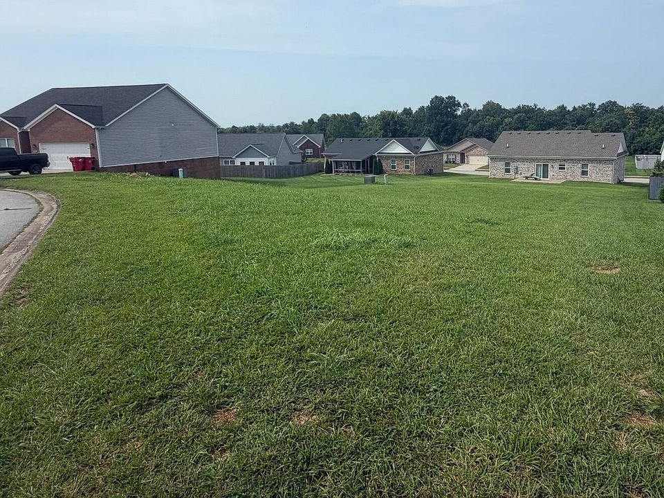 1st image of 114 Persimmon Ridge Dr