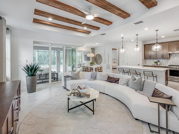 Spacious living room, perfect for entertaining